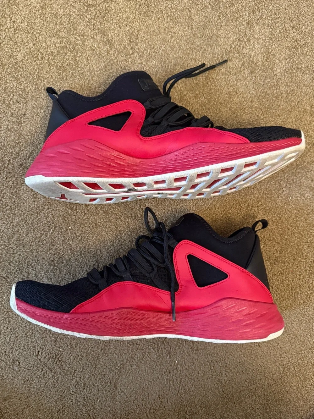 Jordan• Formula 23 in Black, Gym Red